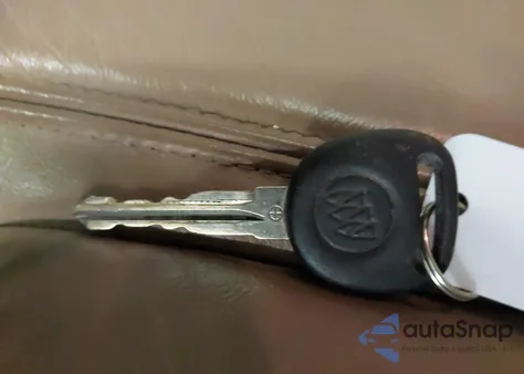 2016 Buick Enclave Premium z USA, uszkodzony, nr VIN 5GAKVCKD3GJ237955